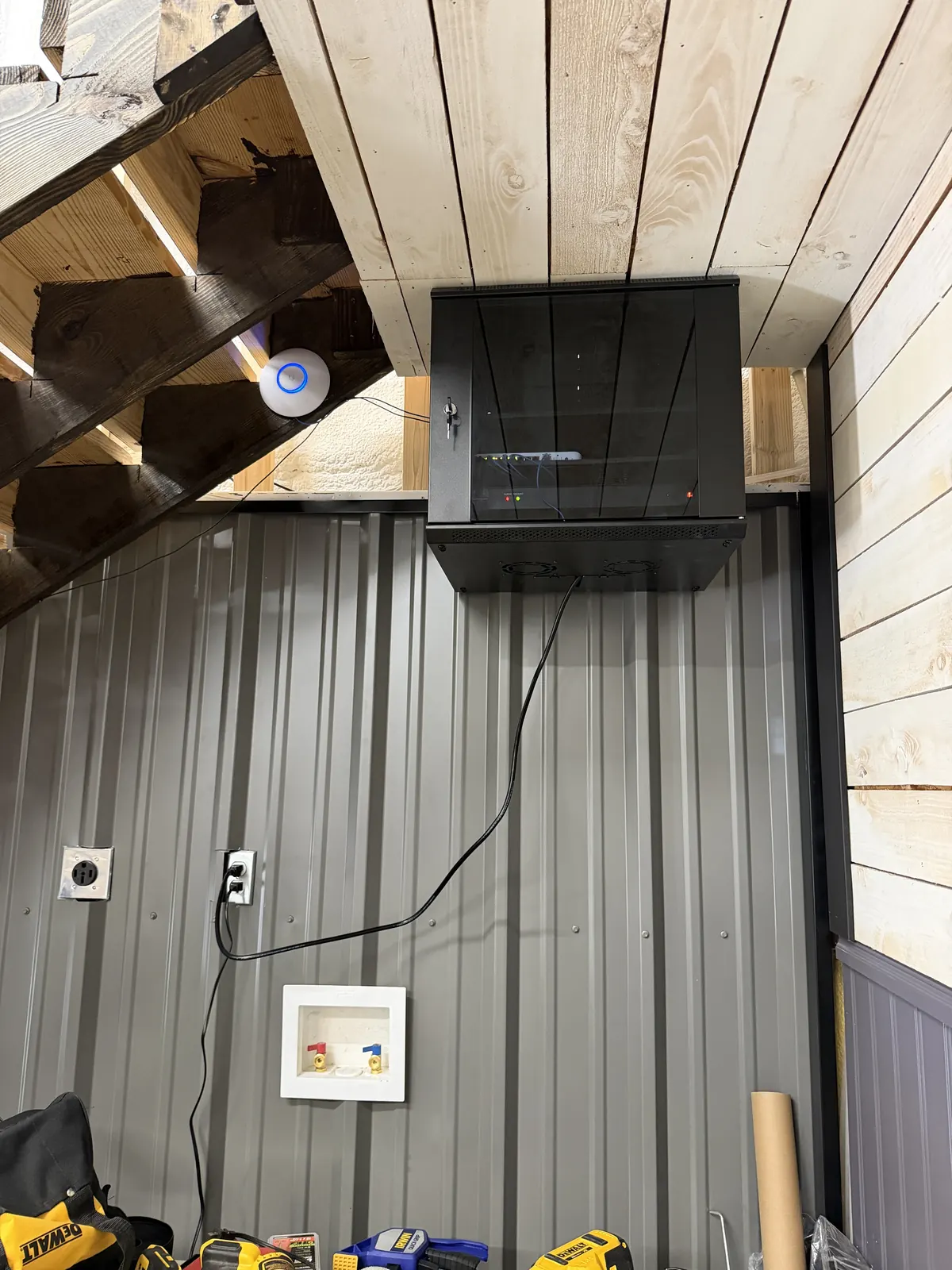 Shop-ceiling-rack